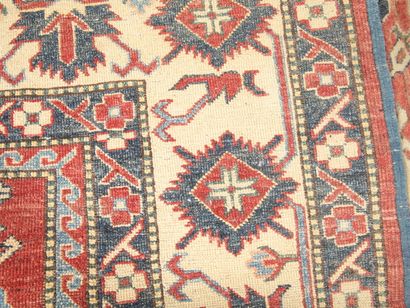 ORIGINAL TAPIS KAZAK (Caucase) en laine vers...