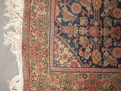GRAND, ANCIEN et FIN TAPIS MOSSOUL FERAGHAN...