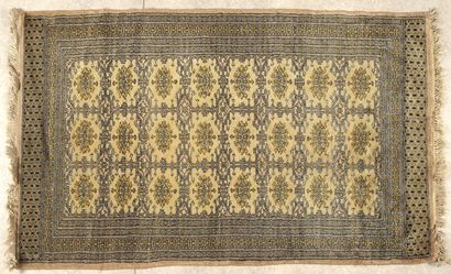 TAPIS MOULTANE (Pakistan) laine sur coton...