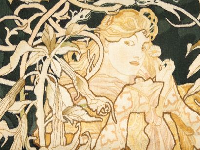 D'après Alfons MUCHA. TAPISSERIE en laine...