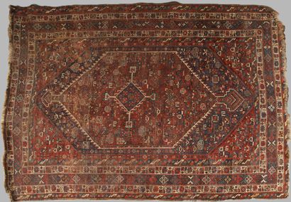 ANCIEN TAPIS KHAMSEH (Iran) d'époque fin...