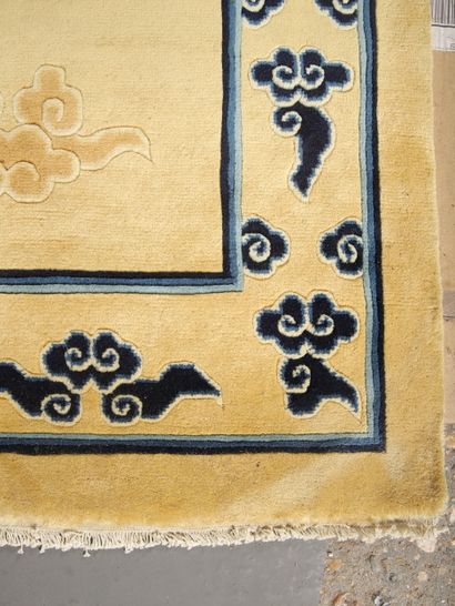 TAPIS de PEKIN (Chine) vers 1950 en laine...