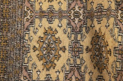 TAPIS MOULTANE (Pakistan) laine sur coton...