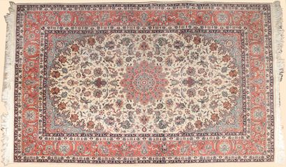 FIN TAPIS SINO-ISPAHAN vers 1980 en laine...