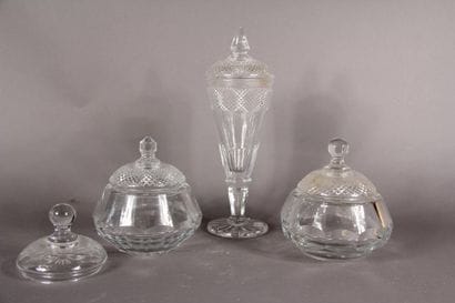 SCHNEIDER
	Deux bonbonnières ovoïdes en cristal...