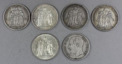 Deux pièces de 10 FF et trois pièces de 5...