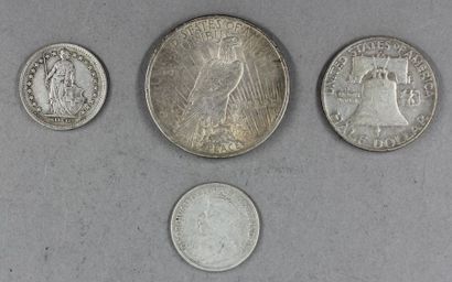 Lot de pièces en argent :
Une pièce d'un...