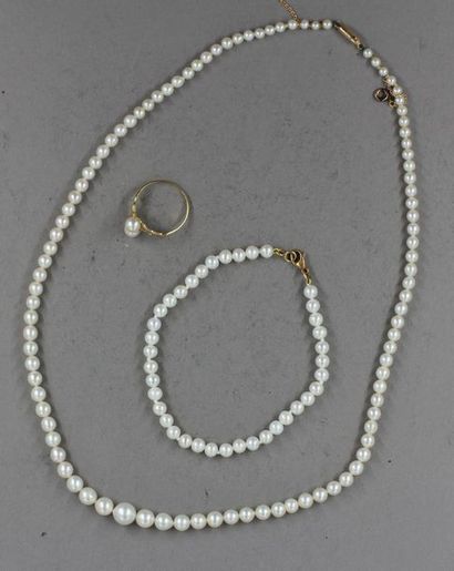Collier de perles de culture en chute, fermoir...
