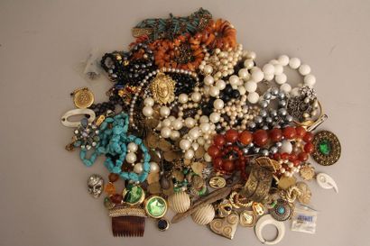 Lot de bijoux fantaisies