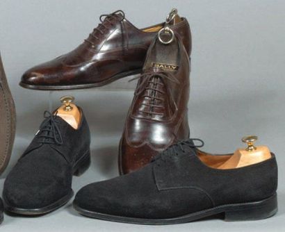 J.M.WESTON & HERMES
Lot de deux paires de...