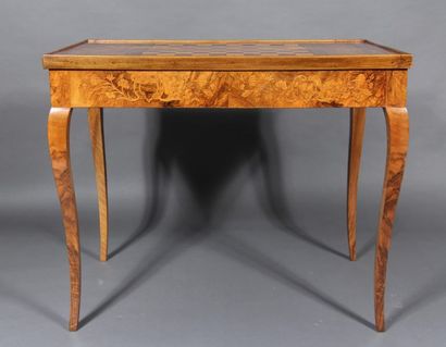 Tric-trac game table made of veneer wood...