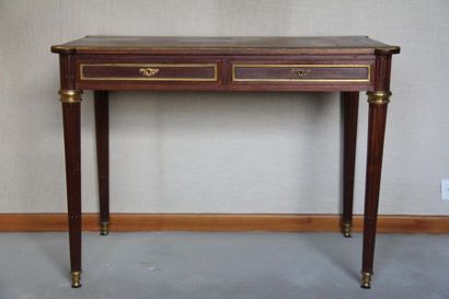 Rectangular flat mahogany and mahogany veneer...
