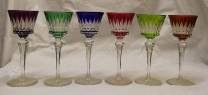 BACCARAT
Six glasses on a stand in coloured...