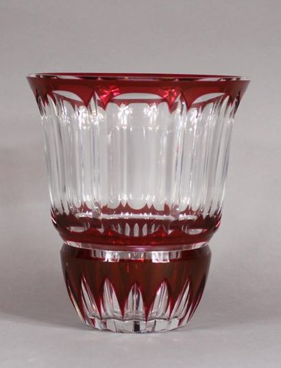 BACCARAT
Vase in colorless white and red...