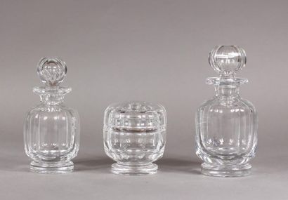 BACCARAT Colourless crystal toilet trim
part...