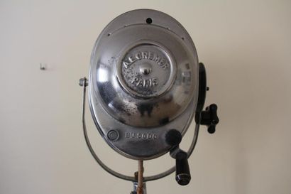 A.E. CREMER
Projecteur de cinéma en métal...