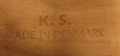 K S Danemark
Quatre chaises en teck, garniture...
