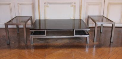 MD
Table basse et paire de bouts de canapé...