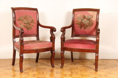 Paire de fauteuils en acajou, XIXème s.