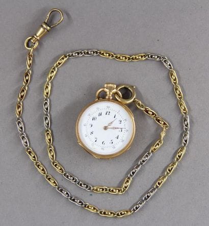 Montre de col en or jaune 18k, fond gravé...