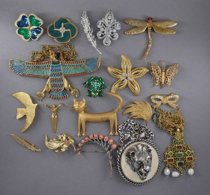 *Lot de bijoux fantaisies provenant de Musées...