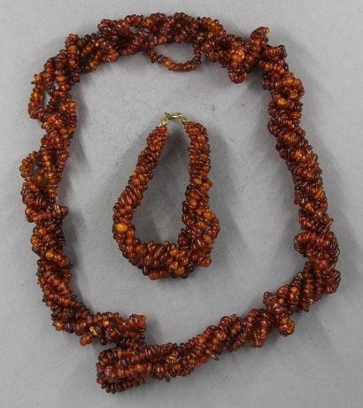 Collier et bracelet en perles d'ambre