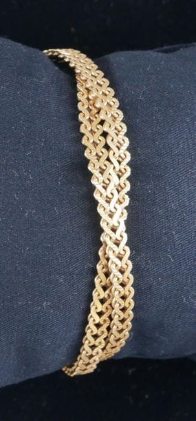 *18k yellow gold double flat interlaced mesh...
