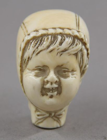 Pommeau d'ombrelle en ivoire sculptée en...