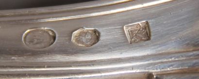 *Louche en argent 950°/°° à filets contours...