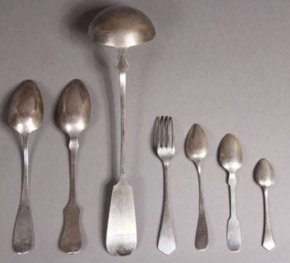 Lot de couverts dépareillés en argent 800°/°°,...