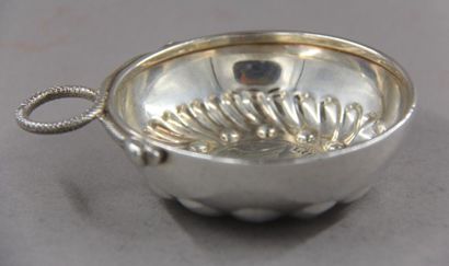 Tasse-à-vin en argent 950°/°°, anse serpent...