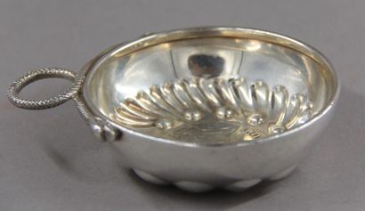 Tasse-à-vin en argent 950°/°°, anse serpent...