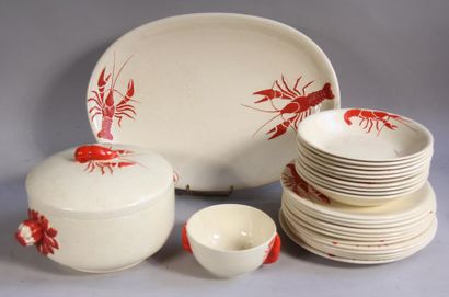 *HBCM
Service à homard en faïence crème et...