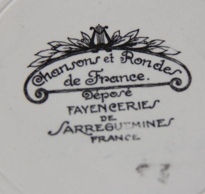 *SARREGUEMINES
12 assiettes à dessert en...