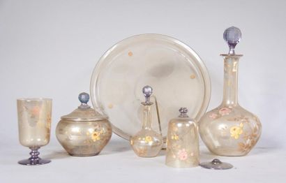 BACCARAT
*Verre d'eau en verre transparent...