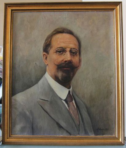 Ecole moderne
Portrait d'homme aux lunettes
Huile...