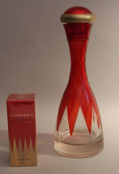 CABARET de Grès
Grand flacon factice en verre...