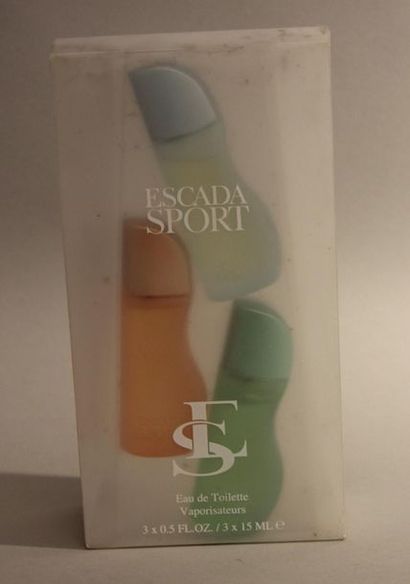 ESCADA SPORT
Une planche dessins de projets...