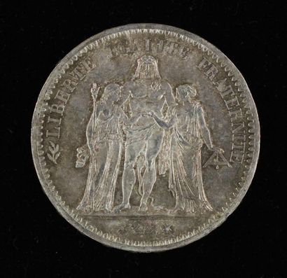 Une pièce de 5 FF Hercule en argent 1873