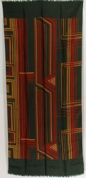 Pierre CARDIN

Quatre carrés en soie polychromes,...