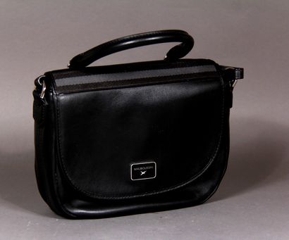MAUBOUSSIN

Sac en cuir noir à rabat