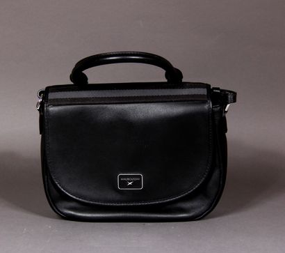 MAUBOUSSIN

Sac en cuir noir à rabat