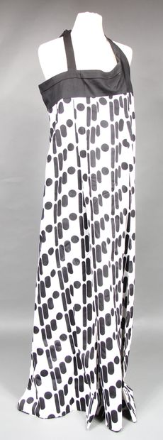 Pierre CARDIN Promotion

Combinaison pantalon...