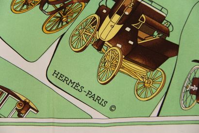 HERMES Paris - Philippe LEDOUX

Carré en...