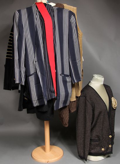Pierre CARDIN, Création Pierre CARDIN

Lot...