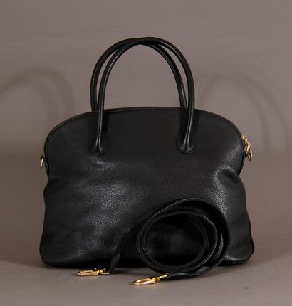 Lot de sacs :

- LE TANNEUR

Sac en cuir...