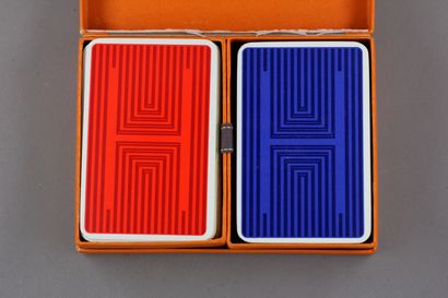 HERMES Paris

Deux jeux de 52 cartes dorées...