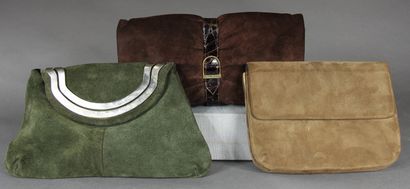 Pierre CARDIN, Anonyme, Charles JOURDAN

Lot...