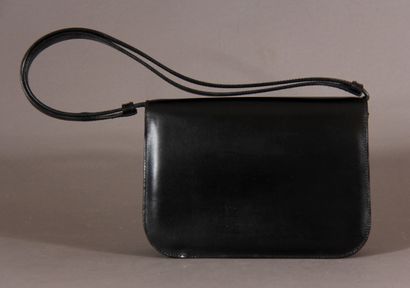 LANCEL

- Sac cabas en cuir bleu orné d'une...