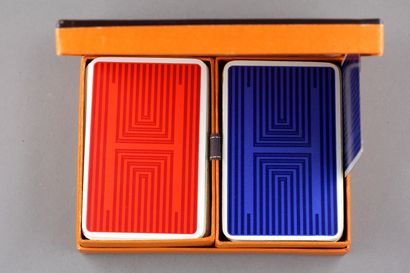 HERMES Paris

Deux jeux de 52 cartes dorées...